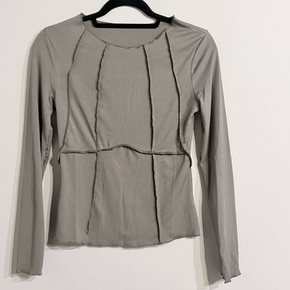 Elegant Gray Long Sleeve Women's Top